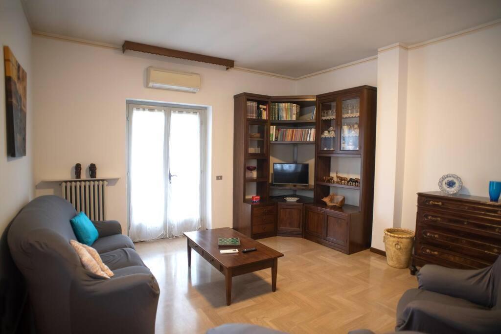 Casa Vacanze Mari, Paratico Luaran gambar